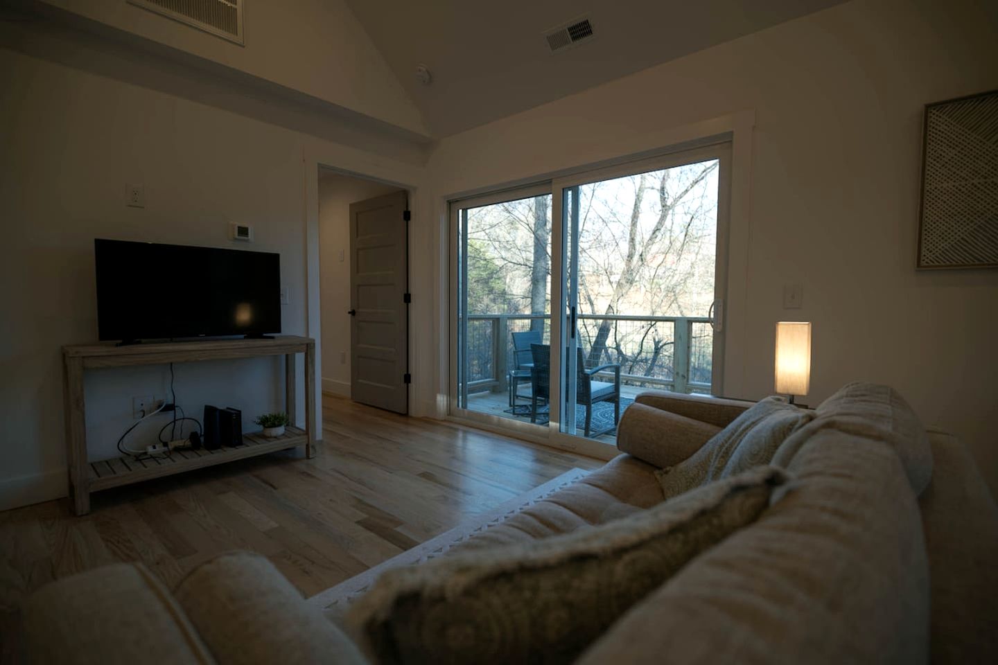 Beautiful Cottage with Fantastic Views and Access to Gorgeous Hiking Trails in Canton, North Carolina