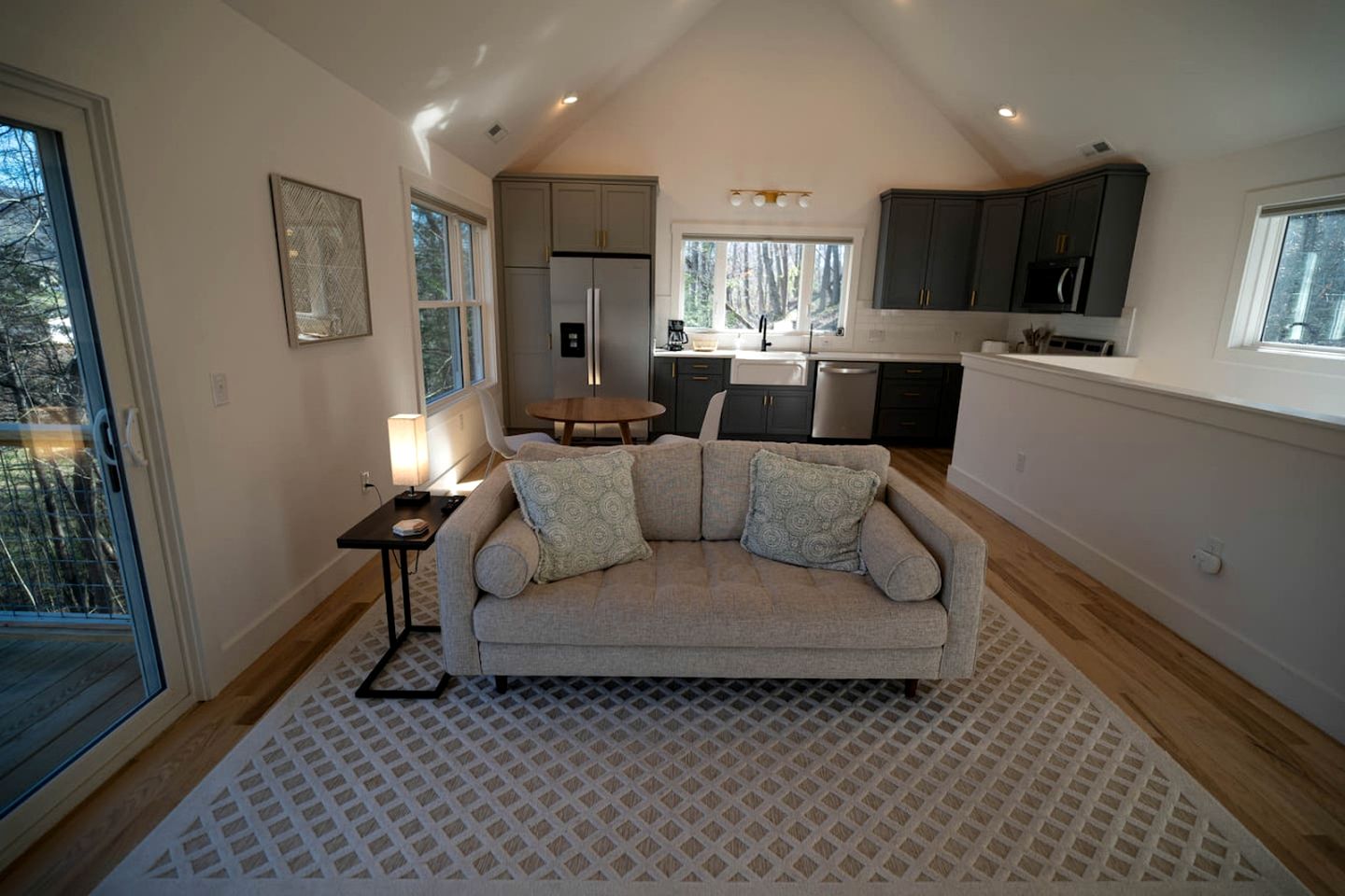 Beautiful Cottage with Fantastic Views and Access to Gorgeous Hiking Trails in Canton, North Carolina
