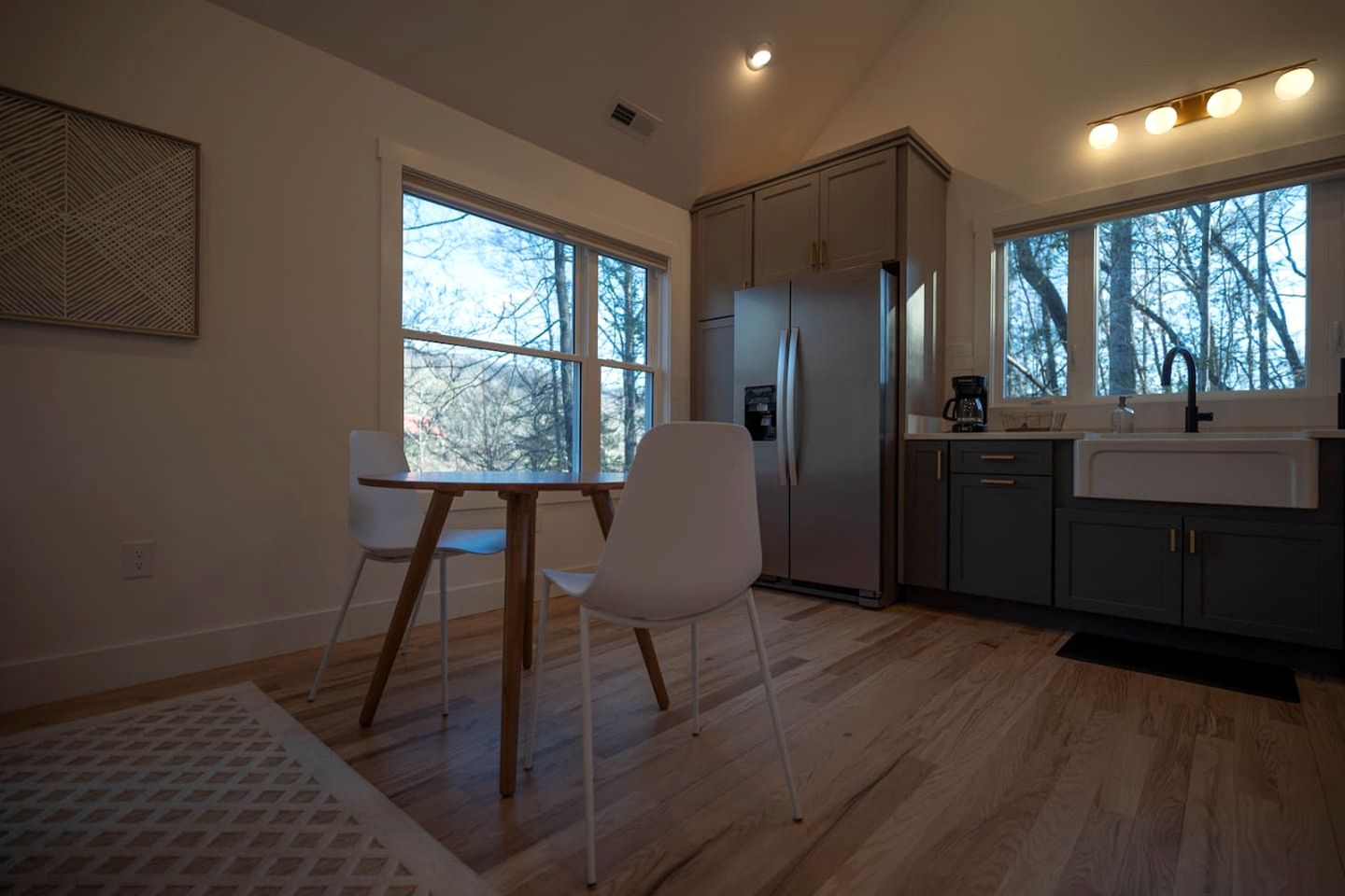 Beautiful Cottage with Fantastic Views and Access to Gorgeous Hiking Trails in Canton, North Carolina