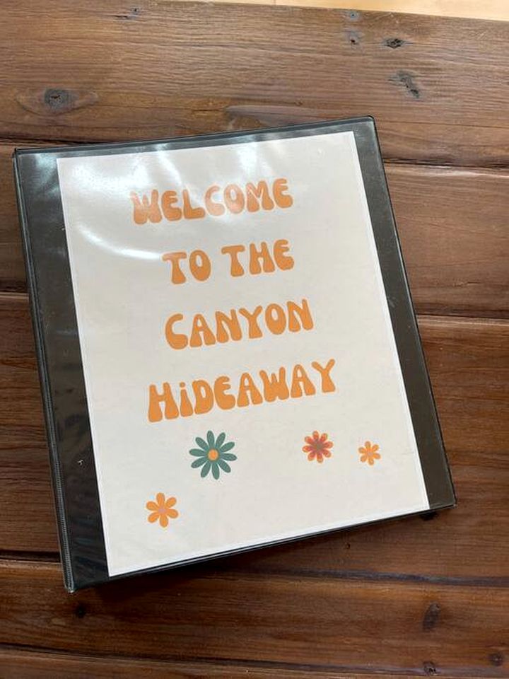 Cozy Retreat: Glamping Getaway in a Tiny House near the Grand Canyon, AZ