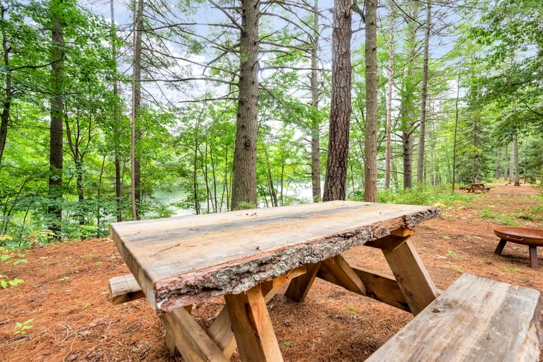 A-Frames (United States of America, Oxford, Maine)
