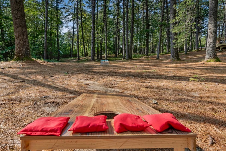 A-Frames (United States of America, Oxford, Maine)