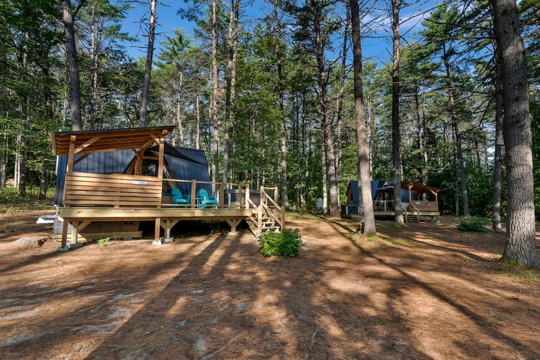 A-Frames (United States of America, Oxford, Maine)