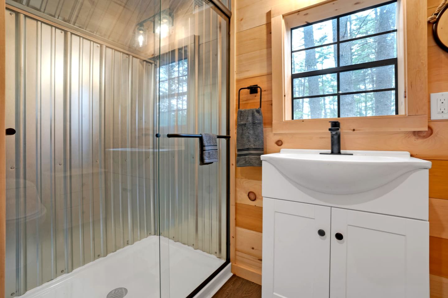 Cozy Romantic A-Frame Escape with Hot Tub in Oxford, Maine