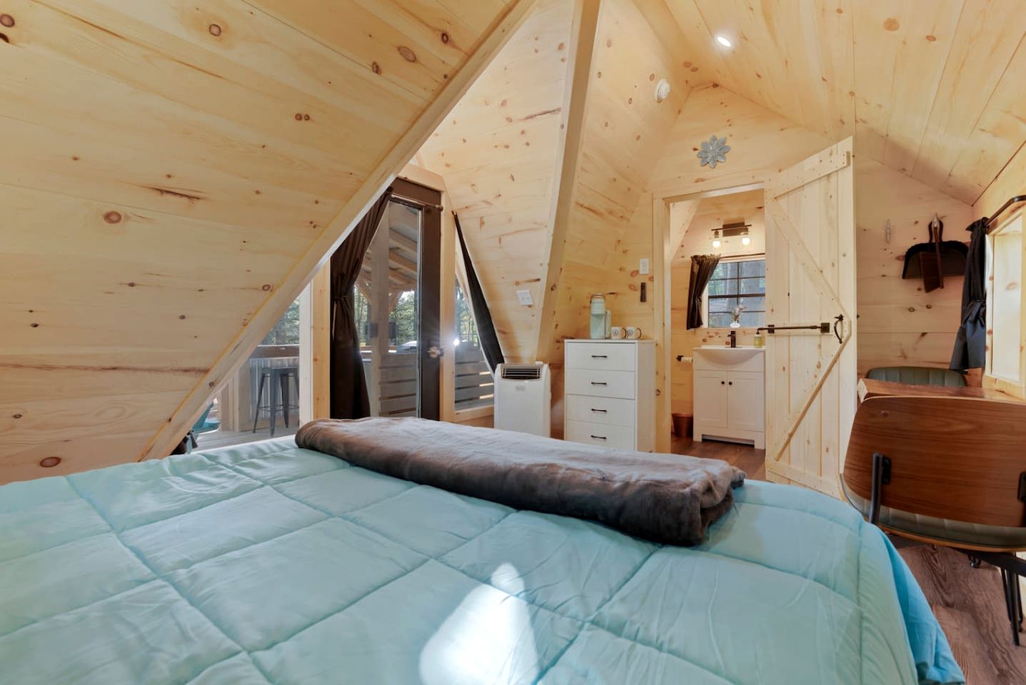 Cozy Romantic A-Frame Escape with Hot Tub in Oxford, Maine
