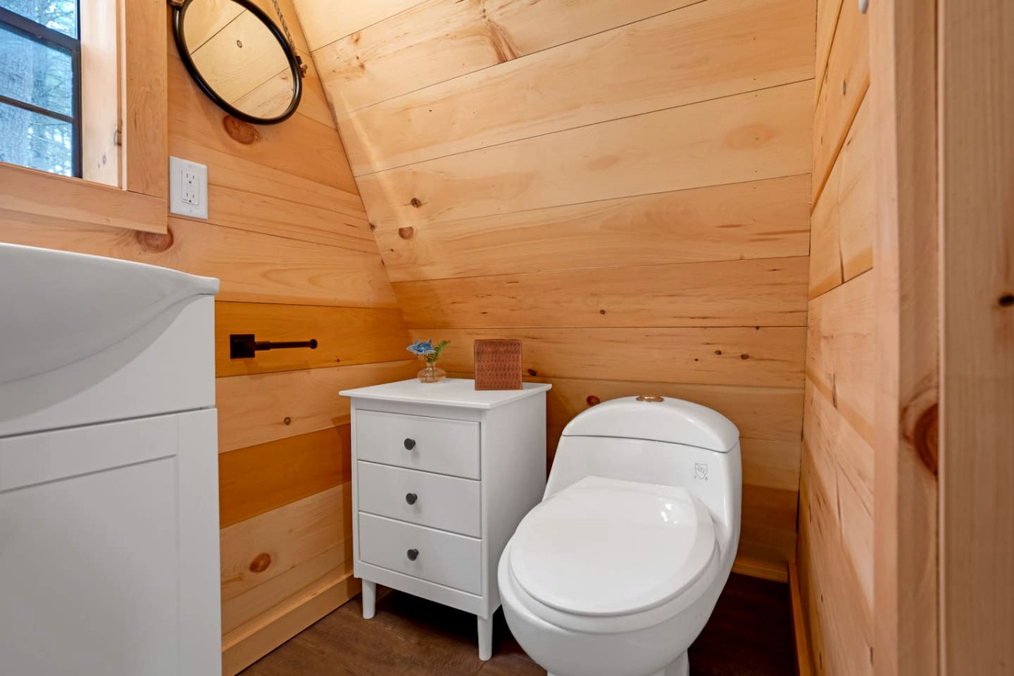 Cozy Romantic A-Frame Escape with Hot Tub in Oxford, Maine