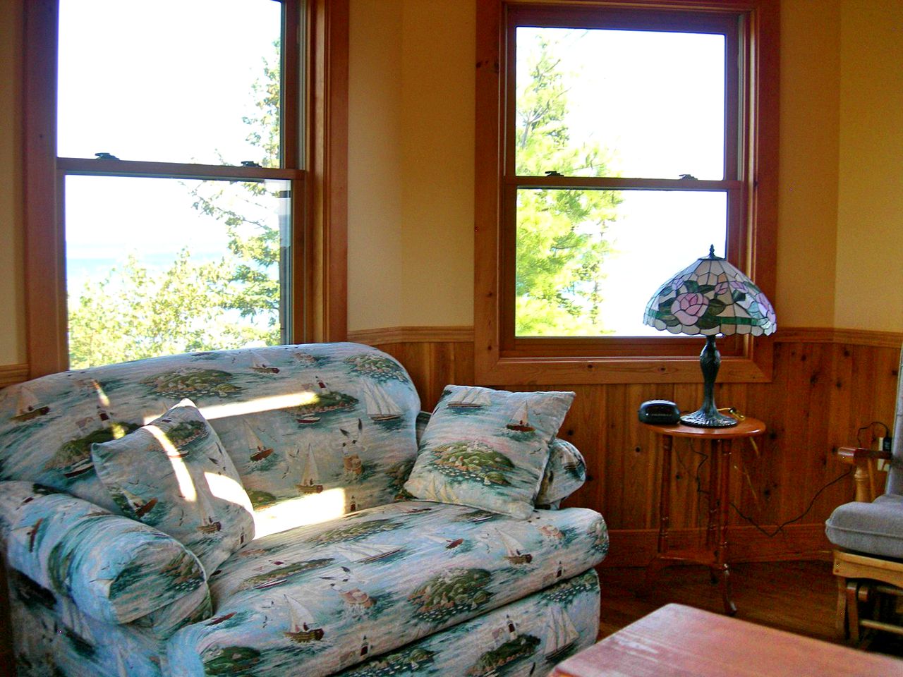 Cozy Room in Bed and Breakfast for Relaxing Getaway on Lake Huron, Michigan