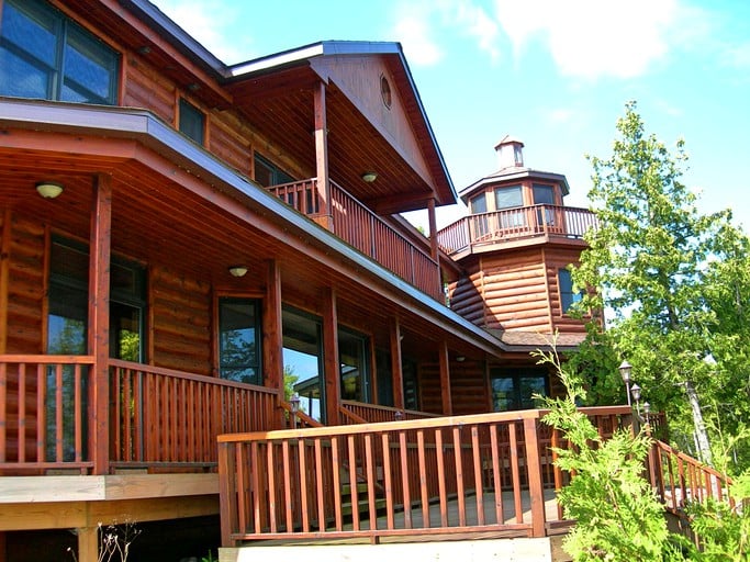 Nature Lodges (Cheboygan, Michigan, United States)