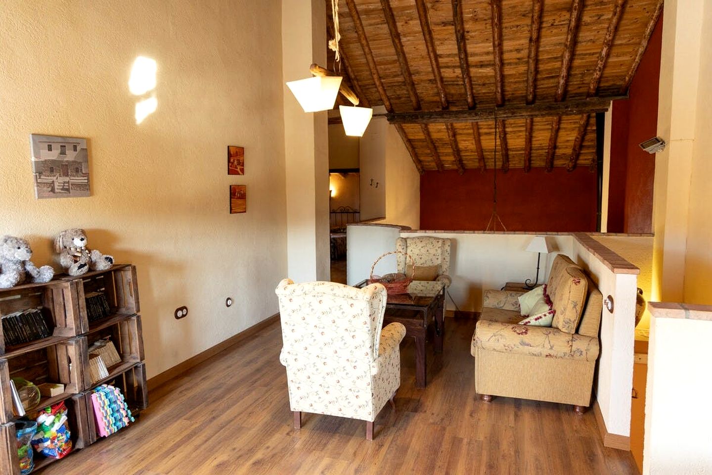 Cozy Rural Retreat with Pool, Interior Patio and Lovely Countryside Views in South Spain