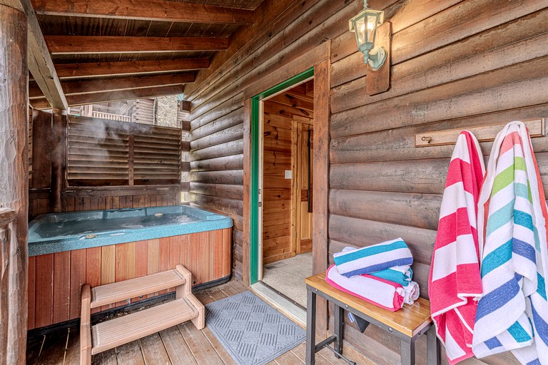 Cabins (United States of America, Pigeon Forge, Tennessee)