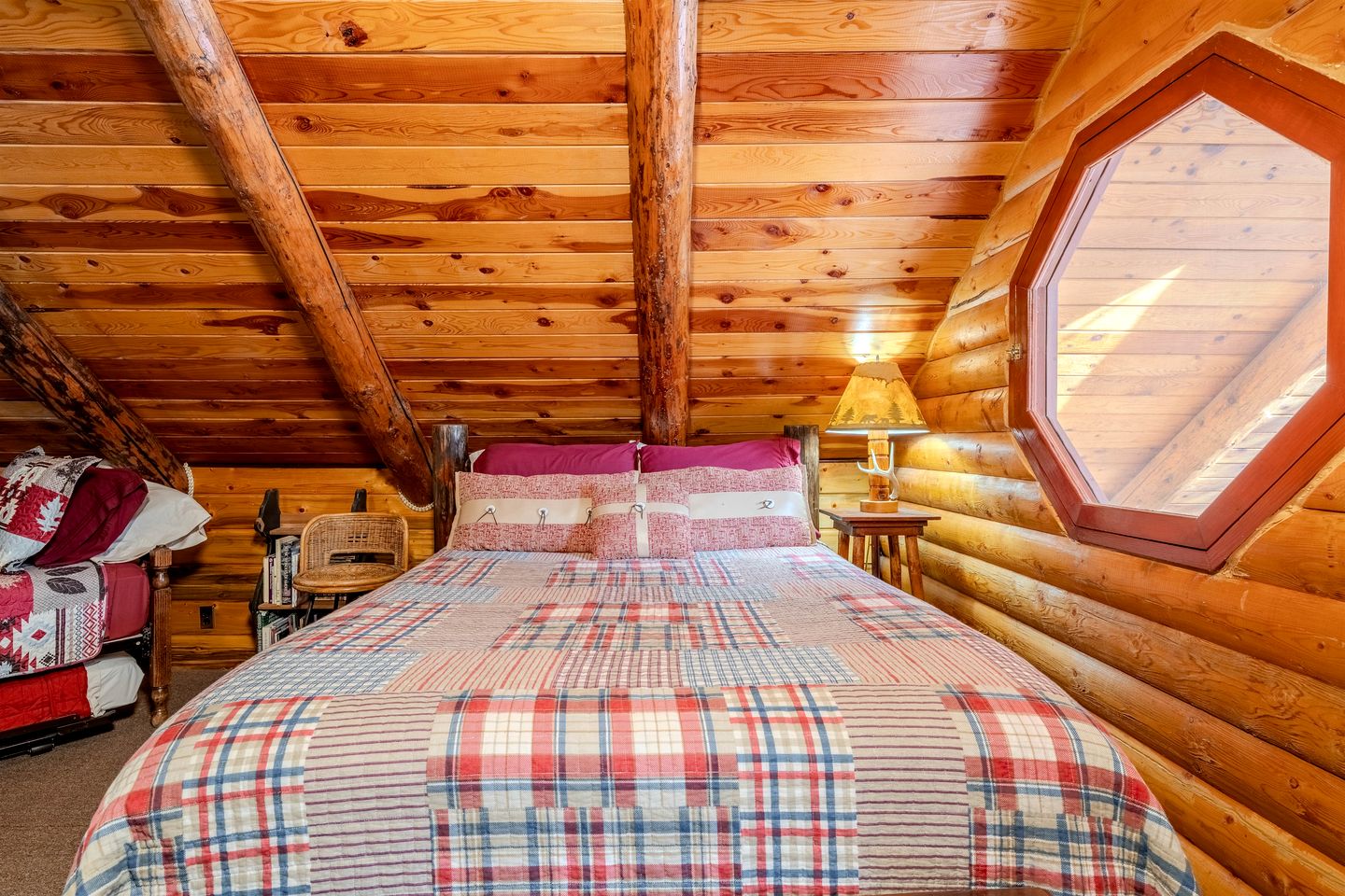 Cozy Rustic Log Cabin with Trails & Wildlife Near Yellowstone, Island Park Idaho