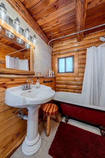 Cabins (United States of America, Island Park, Idaho)