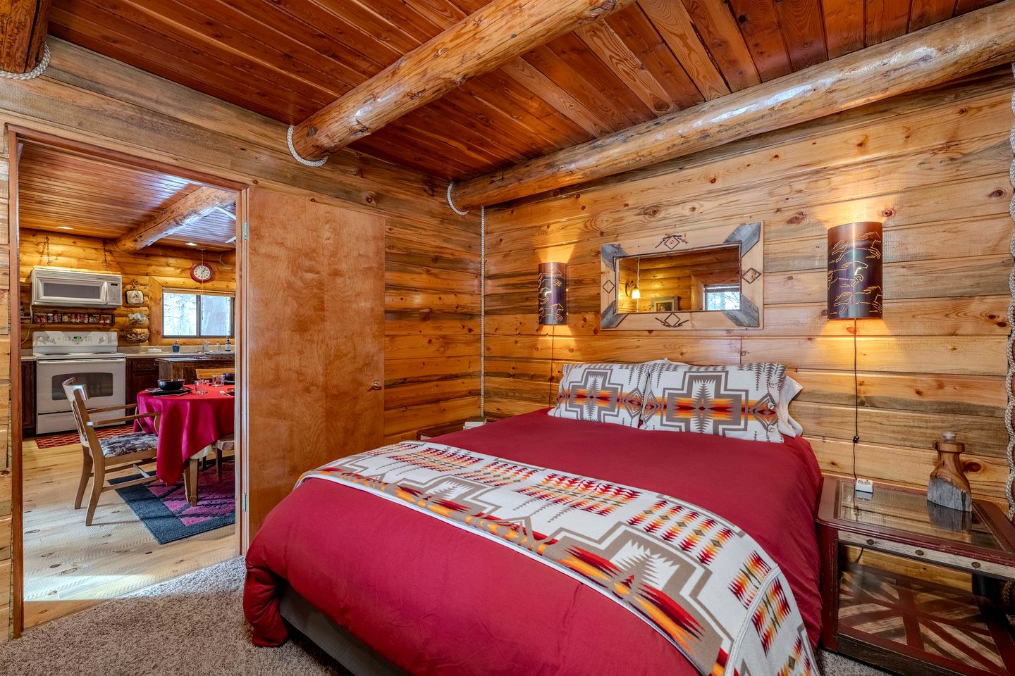 Cozy Rustic Log Cabin with Trails & Wildlife Near Yellowstone, Island Park Idaho