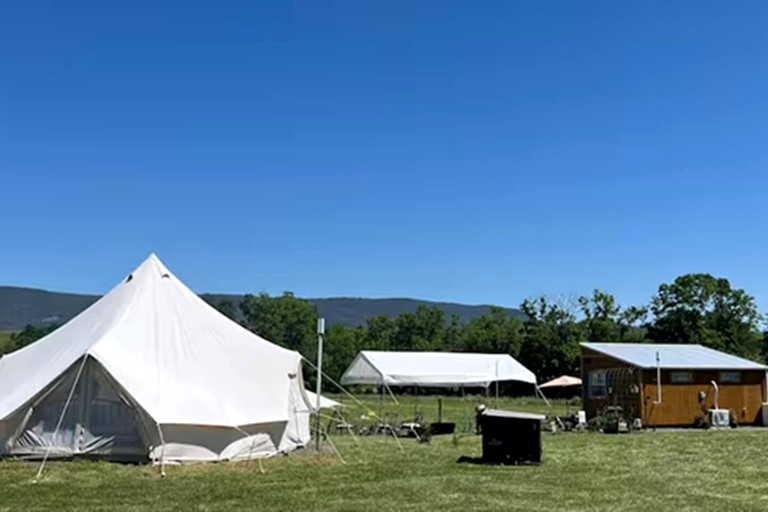 Safari Tents (United States of America, Mount Jackson, Virginia)