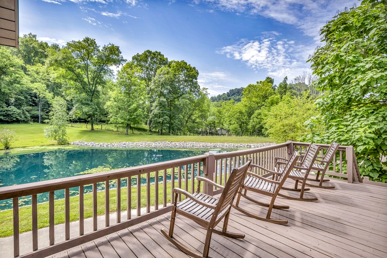 Cabins (United States of America, Sarahsville, Ohio)