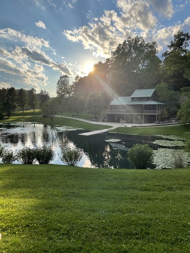 Cabins (United States of America, Sarahsville, Ohio)