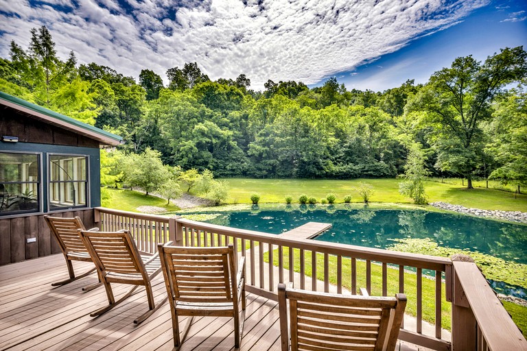 Cabins (United States of America, Sarahsville, Ohio)