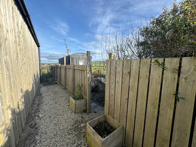 Huts (United Kingdom, Tregatta, England)