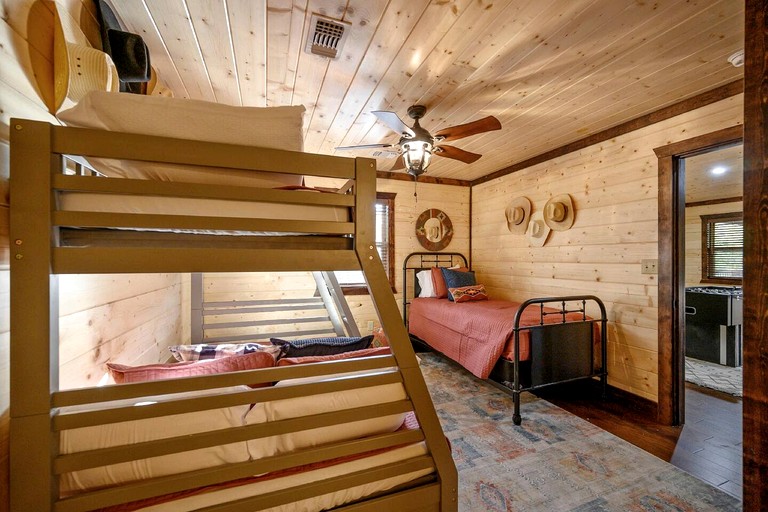 Cabins (United States of America, Broken Bow, Oklahoma)