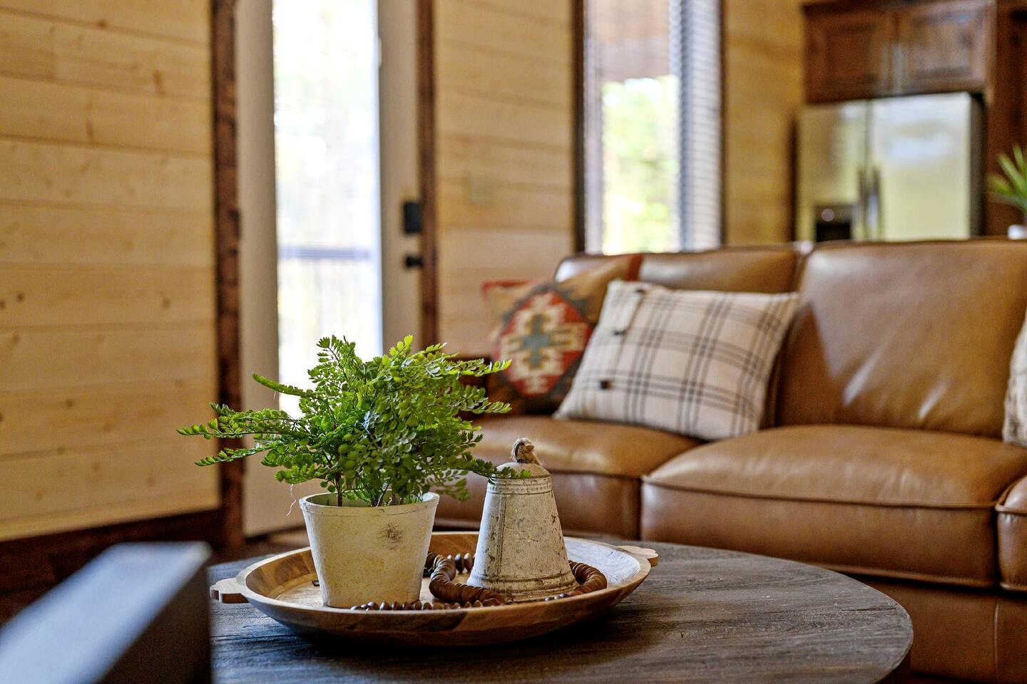 Cozy Secluded Cabin with Hot Tub in Broken Bow, Oklahoma