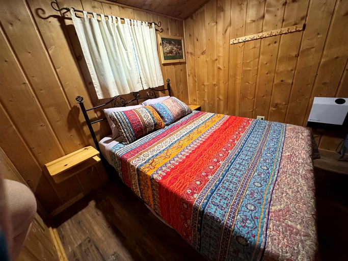 Cabins (United States of America, Island Park, Idaho)