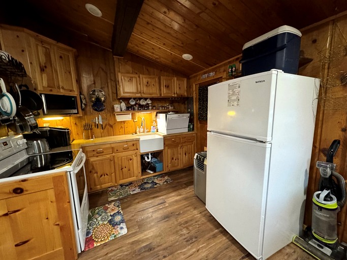 Cabins (United States of America, Island Park, Idaho)