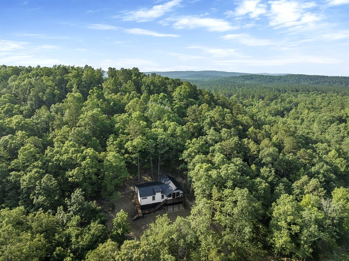 Cabins (United States of America, Broken Bow, Oklahoma)