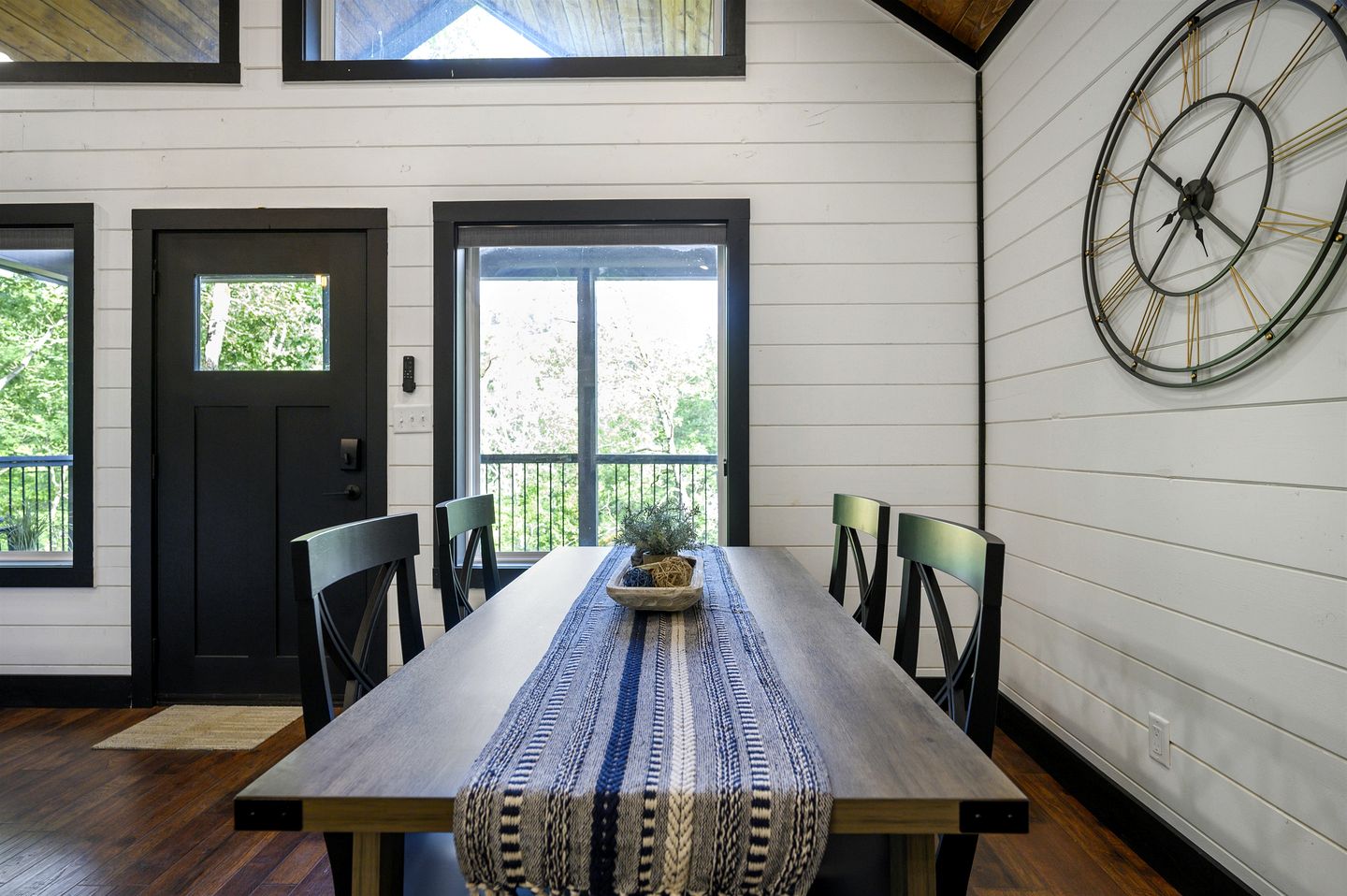 Cozy Secluded Couples Cabin in Broken Bow, Oklahoma