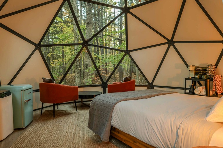 Domes (United States of America, Freeport, Maine)