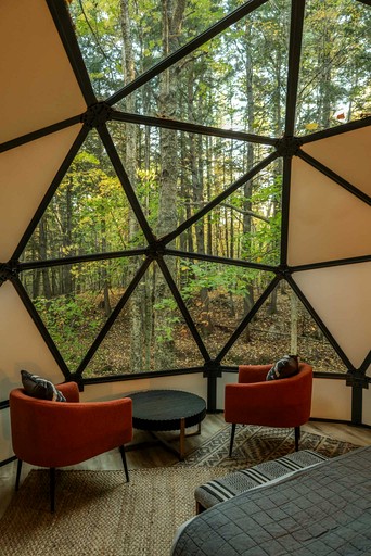 Domes (United States of America, Freeport, Maine)