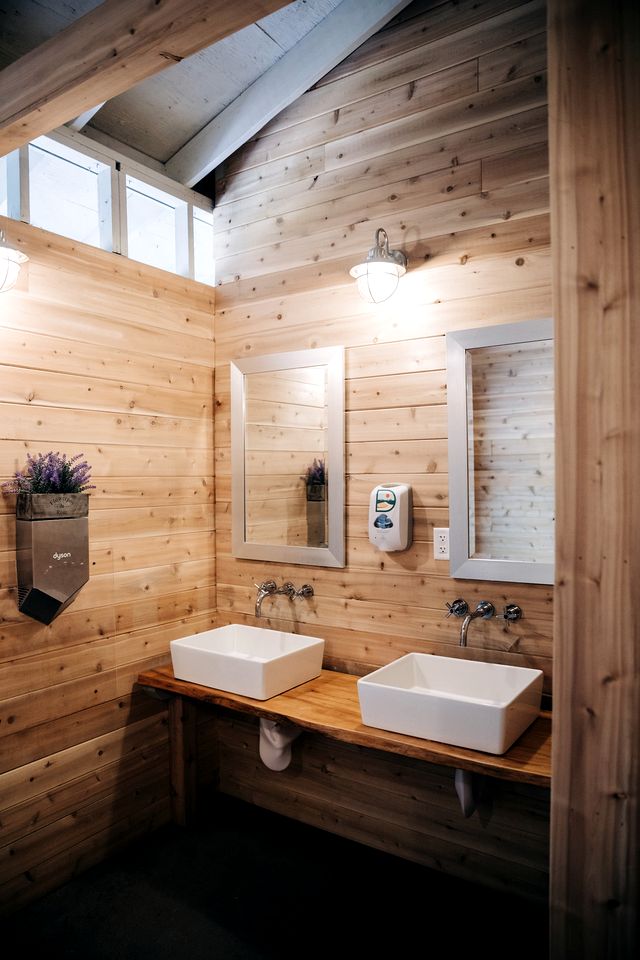 Romantic Luxury Glamping Dome with Forest Views near Desert of Maine in Freeport, ME