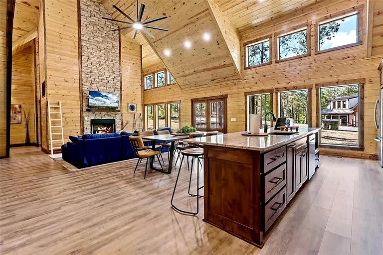 Cabins (United States of America, Broken Bow, Oklahoma)