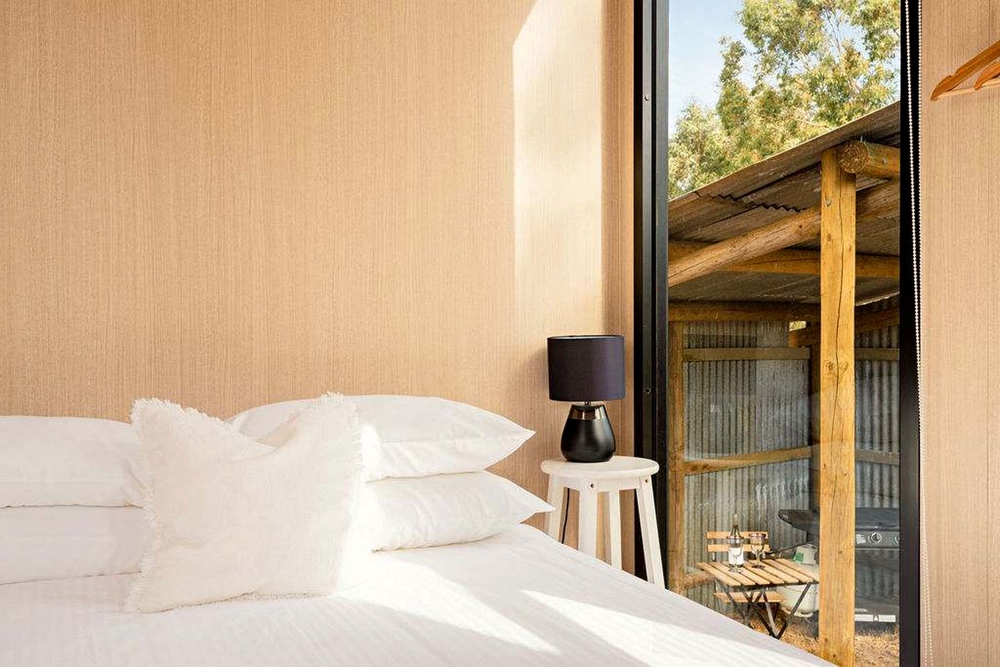 Cozy Secluded Tiny House in Arahat, Victoria