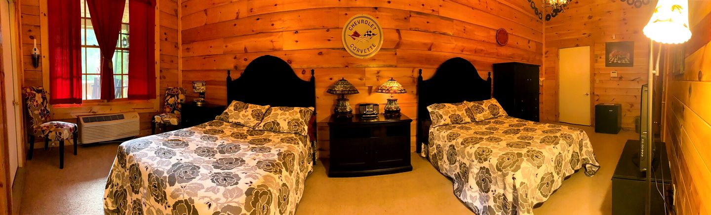 Cozy Secluded Wooden Cabin in Monterville, West Virginia