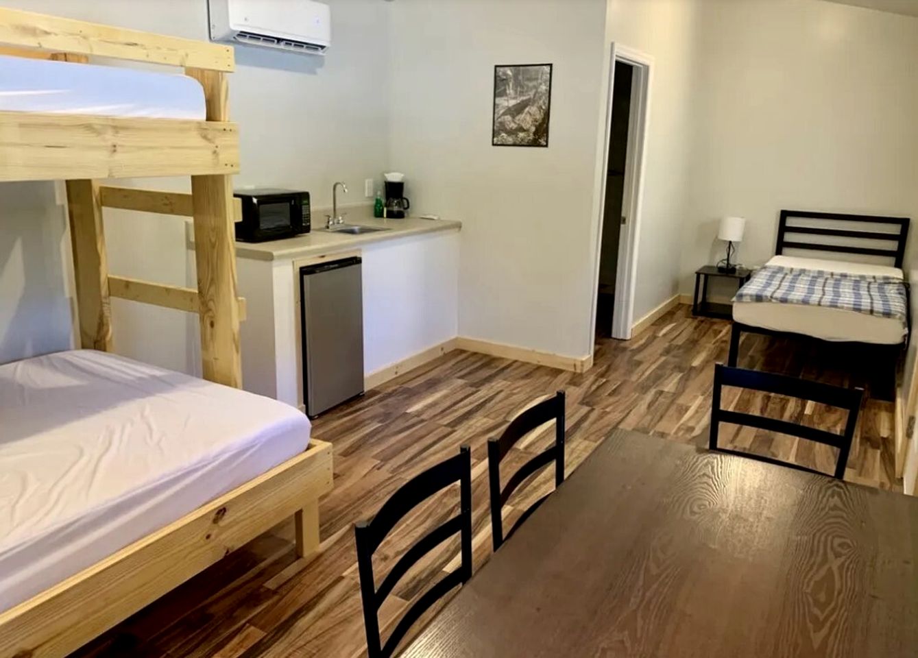 Cozy Studio Cabin Near Fantastic Activities in Jamestown, Tennessee