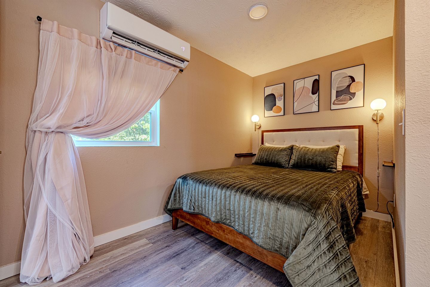 Cozy Studio Rental Nestled in the Smoky Mountains and Surrounded by Nature in Newport, Tennessee