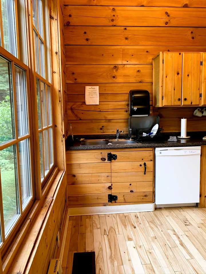 Cozy Suite Perfect for a Romantic Getaway in West Virginia