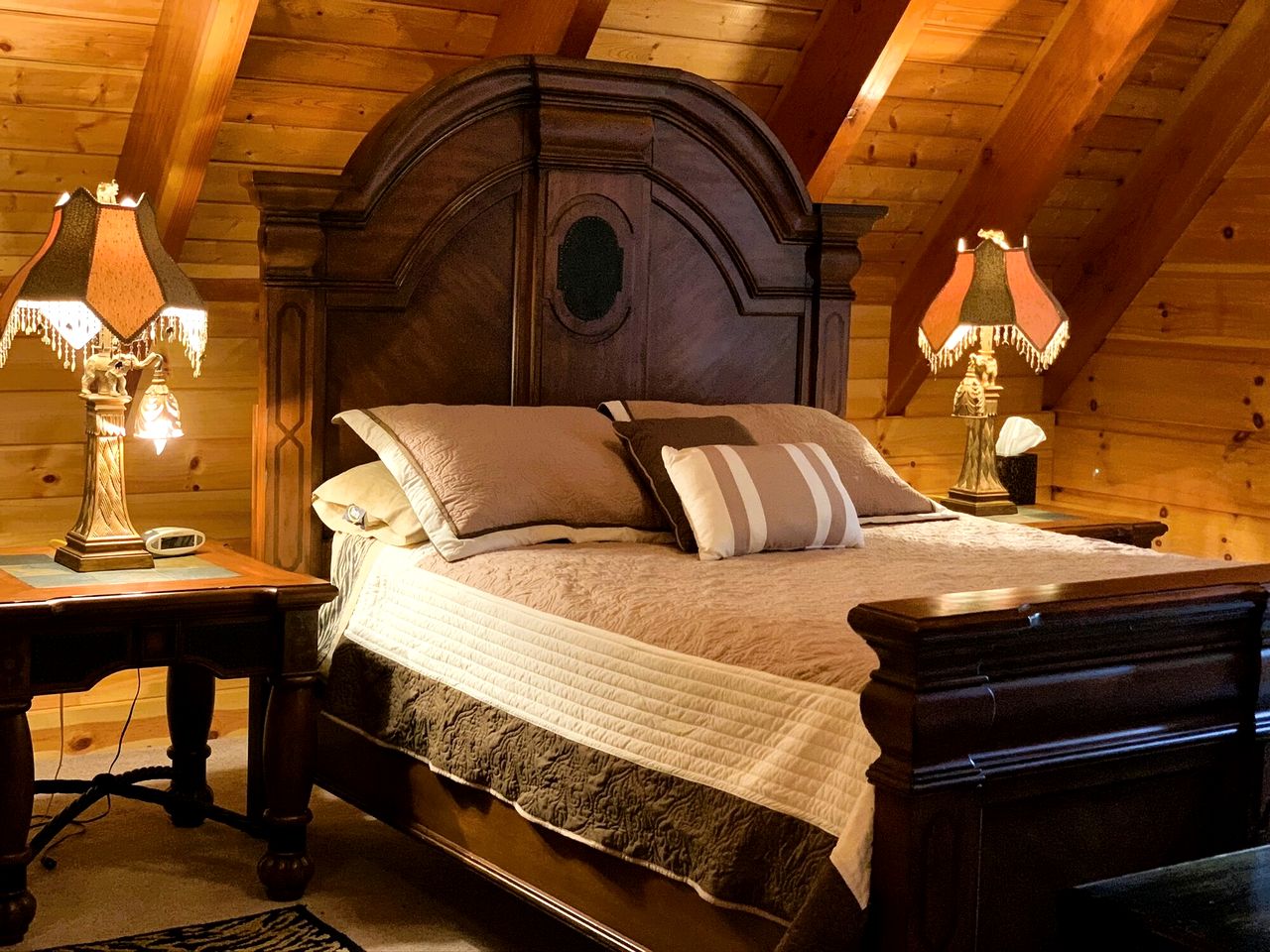 Cozy Suite Perfect for a Romantic Getaway in West Virginia