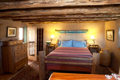 Cozy Three-Bedroom Cottage with Private Garden in Taos, New Mexico photo 5