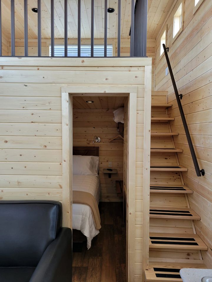 Modern Tiny Home Retreat with Stunning Stargazing Views in Williams, Arizona