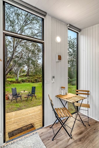 Tiny Houses (Australia, Dadswells Bridge, Victoria)