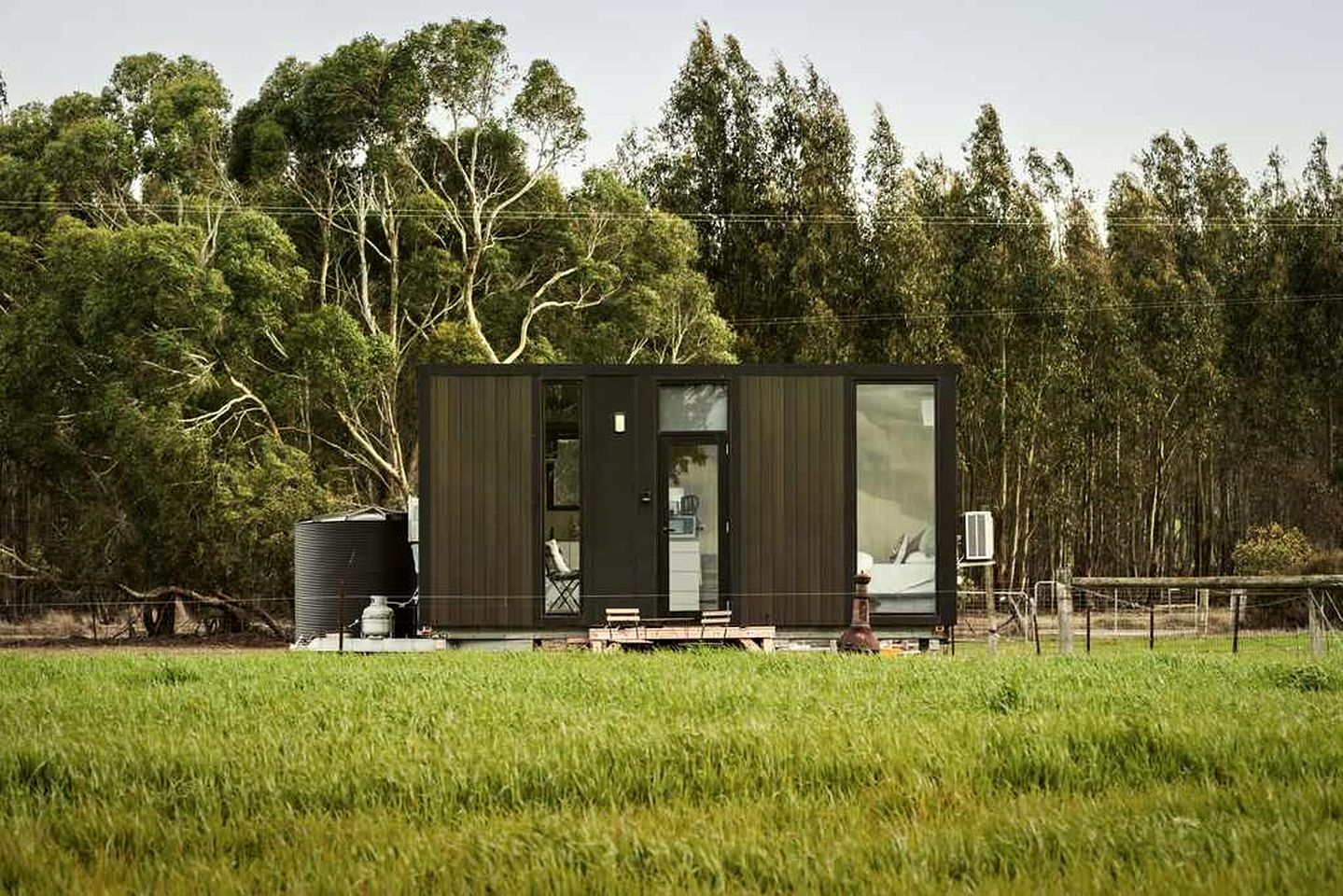 Tiny Houses (Australia, Raglan, Victoria)