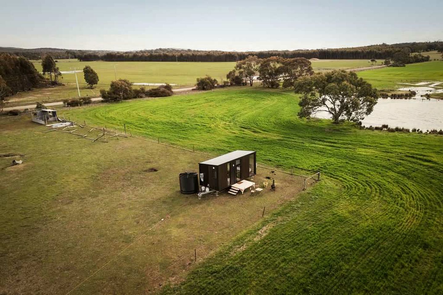 Cozy Tiny House Stay with Farm Animals near Ballarat, Victoria