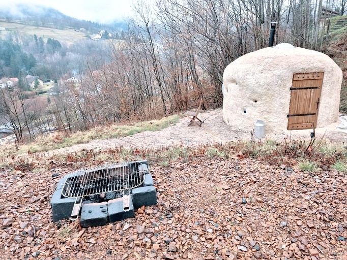 Tiny Houses (France, Saint Maurice Sur Moselle, Grand Est)