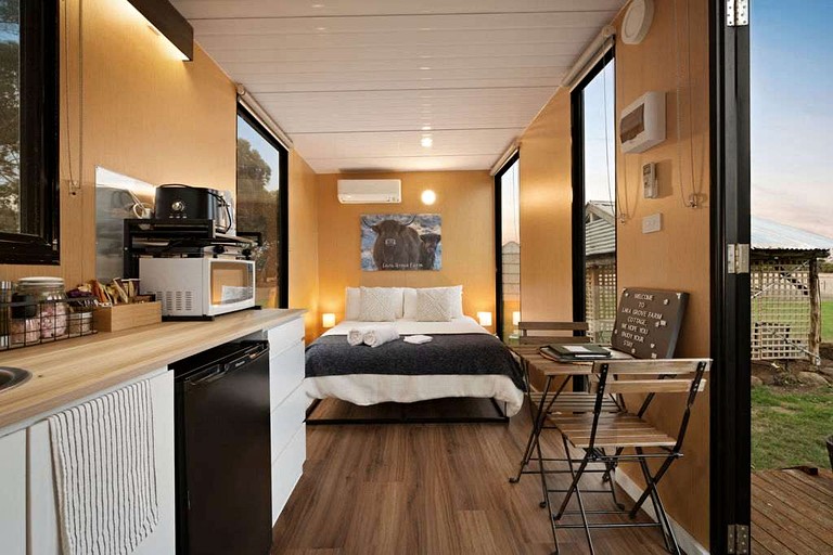 Tiny Houses (Australia, Purdeet, Victoria)