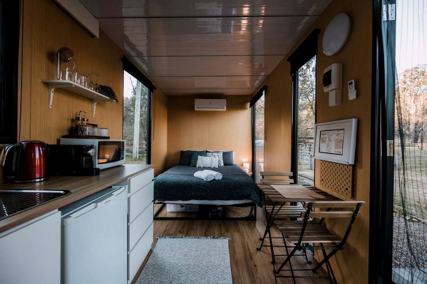 Cozy Tiny Home, Perfect for a Newcastle Escape
