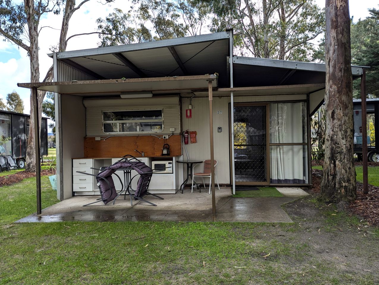 Tiny Houses (Australia, Dadswells Bridge, Victoria)