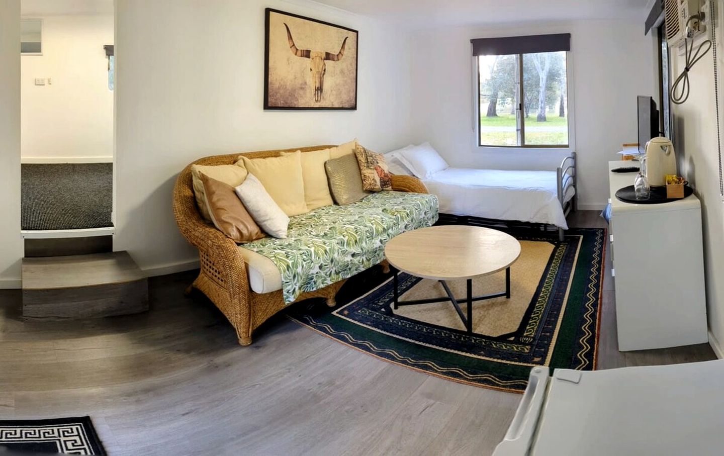 Cozy Tiny House Rental in Australia: Book Your Stay near Grampians National Park, Victoria