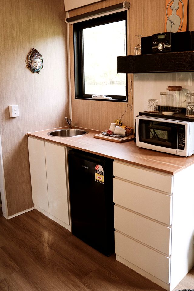 Cozy Tiny House Surrounded by Trees in Coffs Harbour, New South Wales