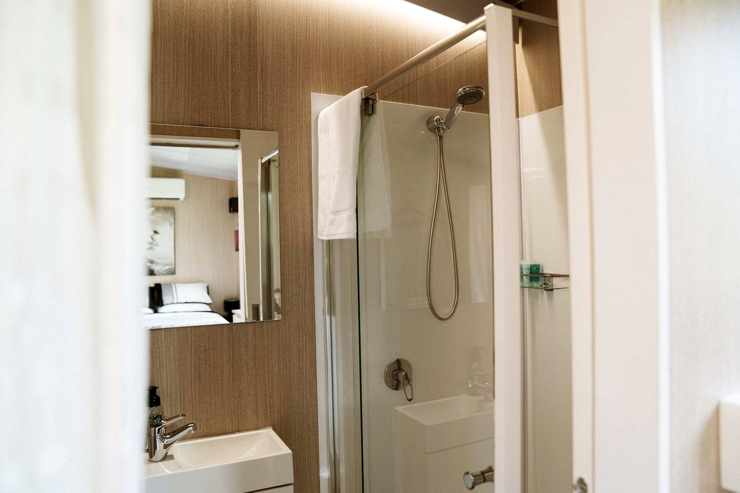 Cozy Tiny House Surrounded by Trees in Coffs Harbour, New South Wales